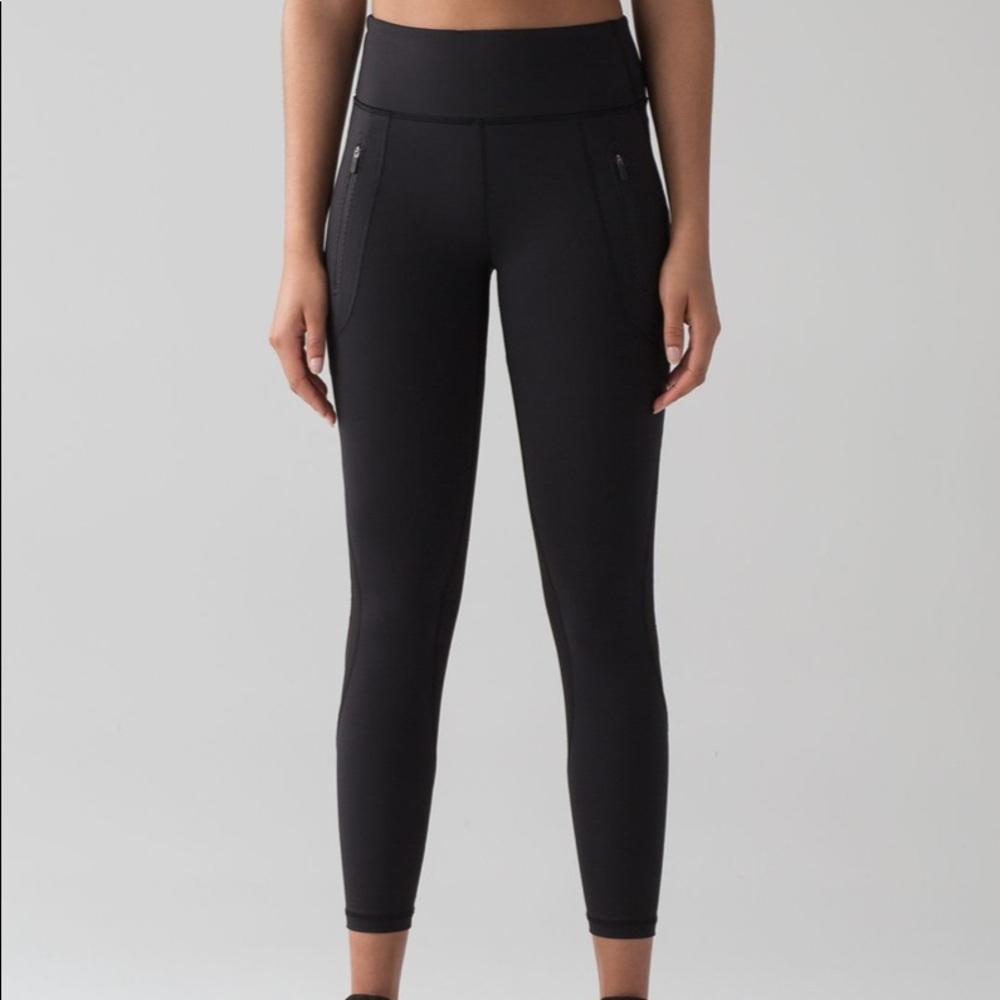Lululemon Invigorate 7/8 Tight Black Size 12 EUC